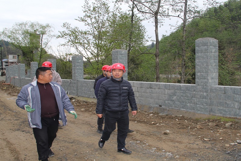 拼經(jīng)濟(jì)，比發(fā)展④┃范文偉進(jìn)行節(jié)前檢查