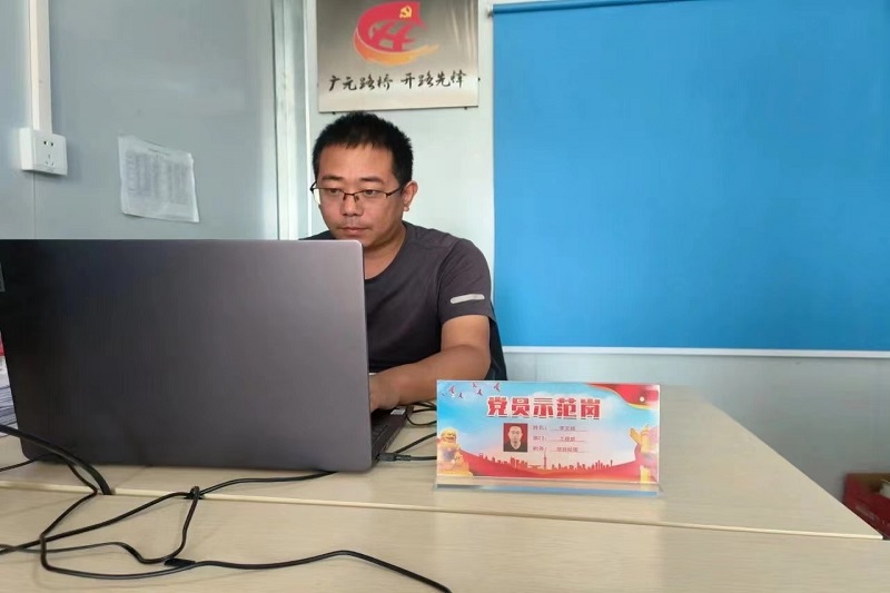 黨員示范崗┃亮身份樹標桿，爭當開路先鋒